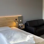 Ξενοδοχείο Good Night Πάντερμπορν