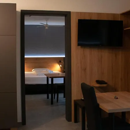 Hotel Good Night