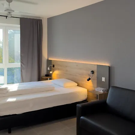 Good Night 4* Paderborn