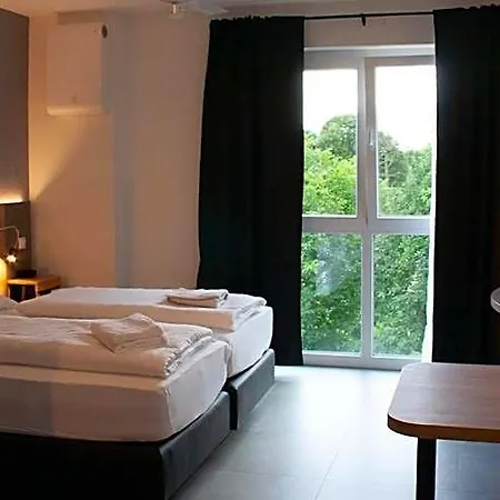Good Night 4* Πάντερμπορν